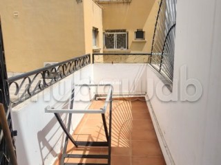 Appartement propre plein Racine avec terrasse - Appartement à louer - Casablanca