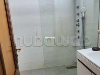 Appartement propre plein Racine avec terrasse - Appartement à louer - Casablanca