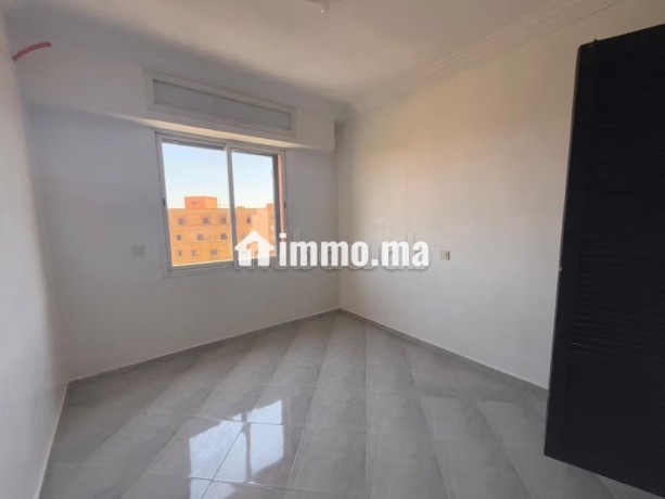 appartement-vide-en-location-2-ch-carre-eden-big-0