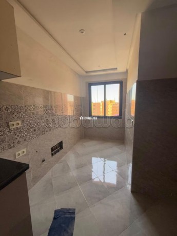 appartement-vide-en-location-2-ch-carre-eden-big-6