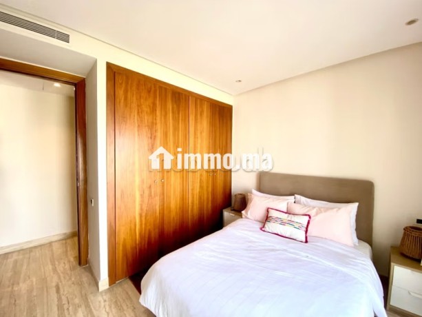 magnifique-appartement-3-ch-avec-terrasse-en-location-vide-au-meuble-a-ghautier-big-6