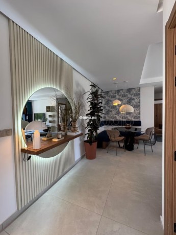 2-ch-salon-avec-terrasse-950-kdh-11-000m2-big-10