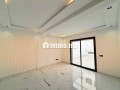 magnifique-bureau-en-location-a-1-min-de-cheik-khalifa-de-92-m-small-0