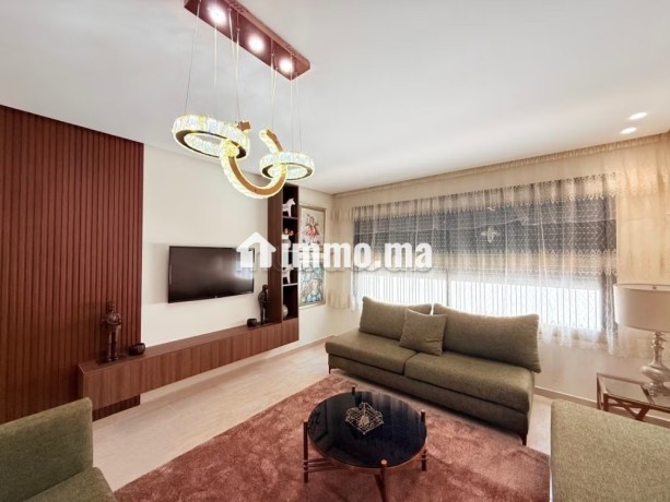 magnifique-studio-neuf-en-location-meuble-a-proximite-de-la-marina-a-bourgogne-est-big-0