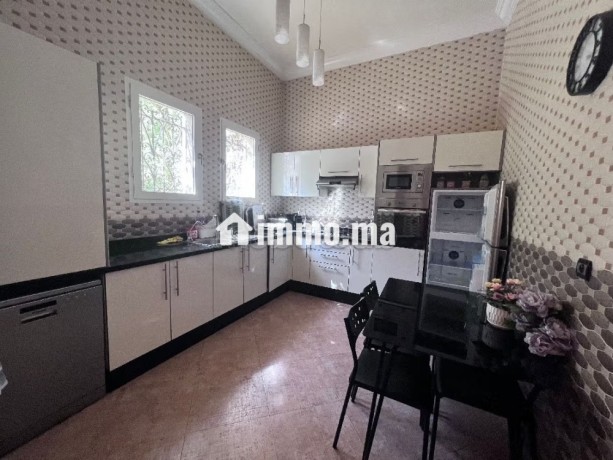 maison-de-luxe-a-louer-a-les-portes-de-marrakech-7-pieces-confortables-bien-meuble-big-9