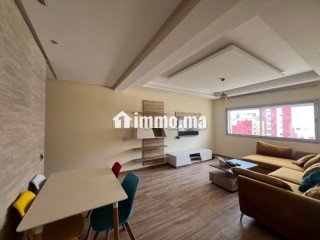 superbe-appartement-a-louer-en-centre-2-chambres-service-de-concierge-et-climatisation