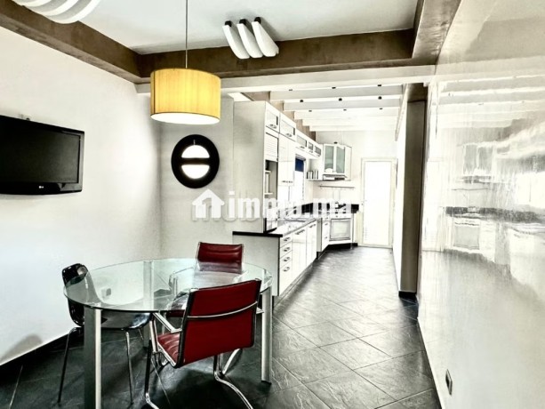 appartement-entierement-renove-a-racine-big-5