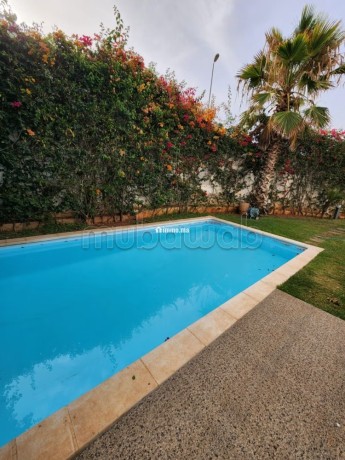 top-villa-avec-piscine-orientation-plein-sud-big-0