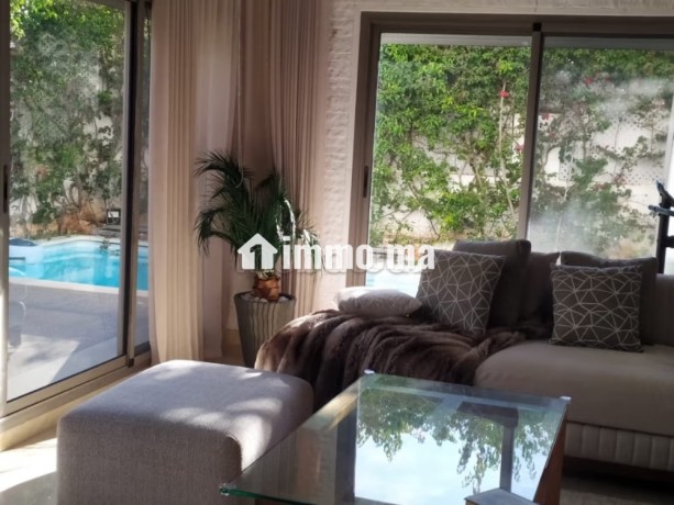 top-villa-avec-piscine-orientation-plein-sud-big-1