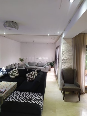 top-villa-avec-piscine-orientation-plein-sud-big-5