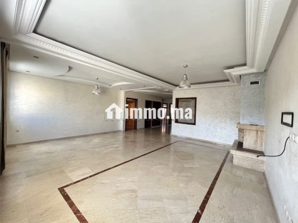 appartement-vide-en-location-big-1