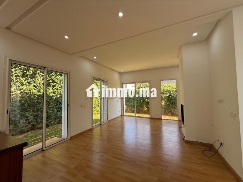 Très bel villa vide a loué à hay Riad - Location Immobilier - Rabat - photo 1
