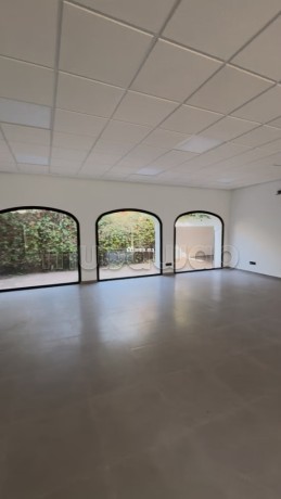 show-room-de-luxe-a-vendre-au-centre-ville-casablanca-big-0