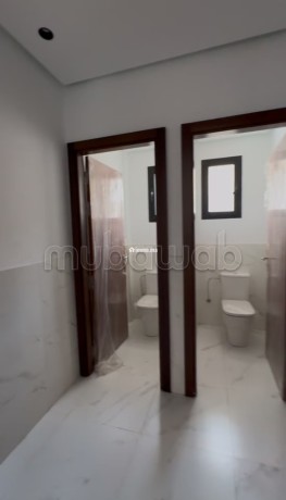 show-room-de-luxe-a-vendre-au-centre-ville-casablanca-big-10