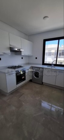 appartement-a-vendre-a-hay-riad-big-2