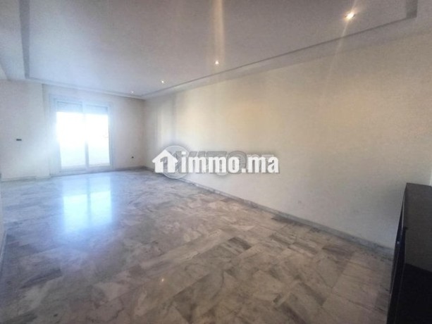 cmn-me-1615-appartement-a-louer-a-2-mars-big-3