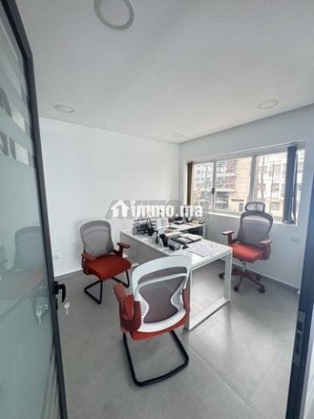 plateau-bureau-a-vendre-big-3