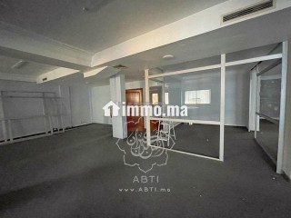 plateau-a-louer-98m2-place-marechal-centre-ville