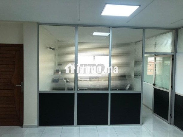 bureau-de-90-m2-ain-chock-big-3