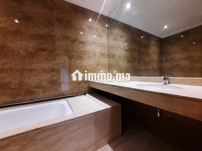 Appartement vide 3 chambres à louer - Location Immobilier - Casablanca - photo 8