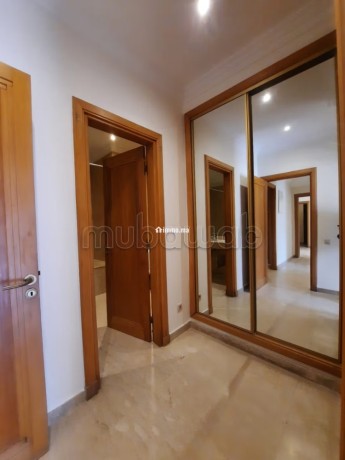 appartement-vide-3-chambres-a-louer-big-8