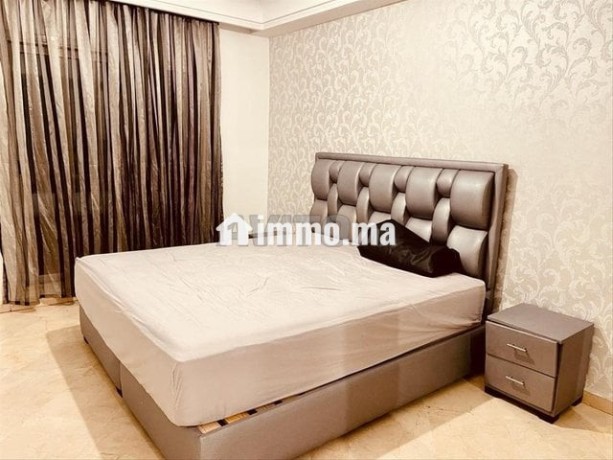 bel-appartement-meuble-a-racine-big-4
