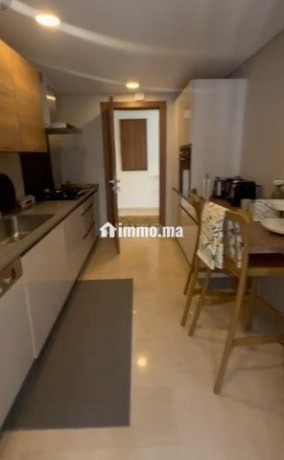 appartement-meuble-a-louer-143-m2-a-casablanca-big-7