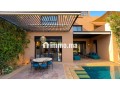 belle-villa-en-location-de-vacances-sur-un-golf-small-3