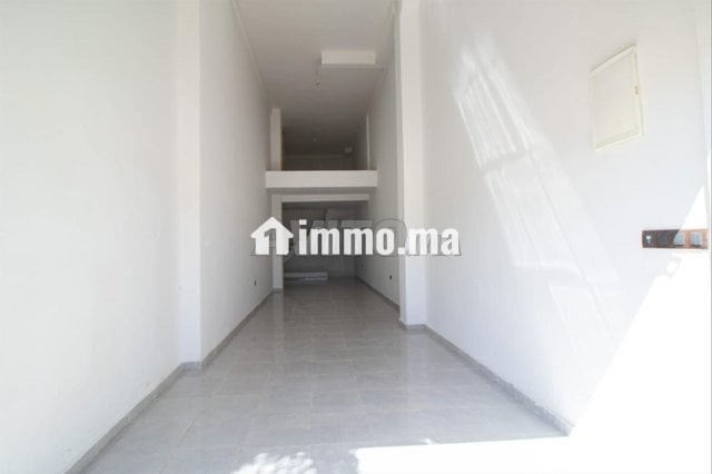 magasin-n7-de-83m2-a-vendre-a-sidi-maarouf-big-1