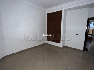 Appartement à louer à Dar Bouazza. Surface totale 130 m². Belle terrasse - Appartement à louer