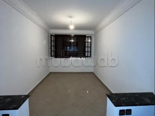 Appartement à louer à Dar Bouazza. Surface totale 130 m². Belle terrasse - Appartement à louer