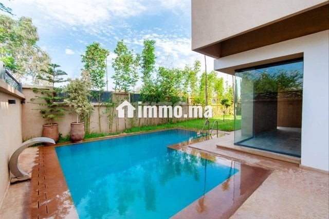 villa-haut-de-gamme-5-minutes-de-morocco-mall-big-0