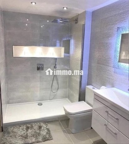 jolie-studio-meuble-par-jour-maarif-big-2