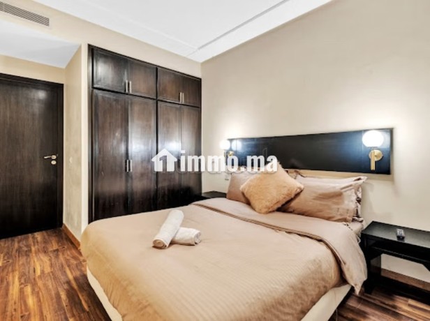 location-dun-appartement-a-triangle-dor-2-pieces-confortables-environnement-calme-avec-vue-sur-la-mer-et-double-vitrage-big-10