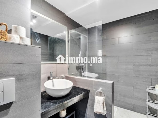 location-dun-appartement-a-triangle-dor-2-pieces-confortables-environnement-calme-avec-vue-sur-la-mer-et-double-vitrage-big-14