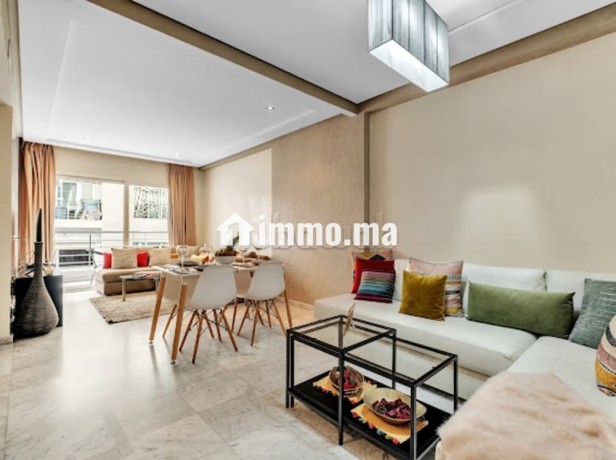 location-dun-appartement-a-triangle-dor-2-pieces-confortables-environnement-calme-avec-vue-sur-la-mer-et-double-vitrage-big-5