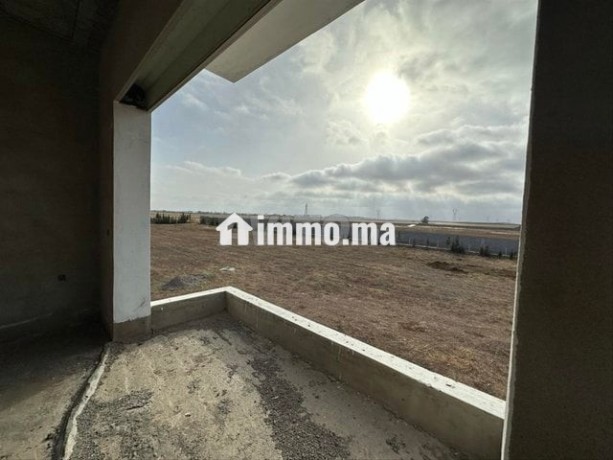 ferme-a-vendre-semi-fini-autorise-avec-piscine-big-1