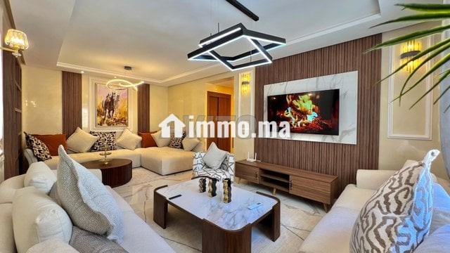 prestige-a-la-cornich-grand-appart-pres-de-la-mer-big-0