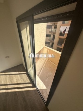 appartement-moderne-avec-balcon-big-6