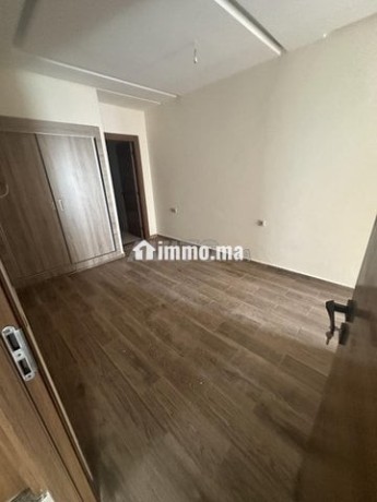 appartement-moderne-avec-balcon-big-7