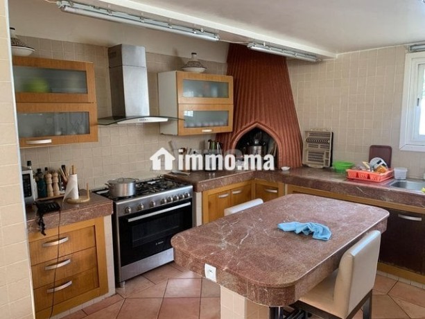 a-vendre-villa-de-prestige-quartier-olm-souissi-big-6