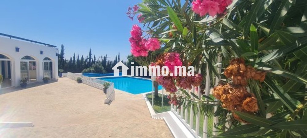 A LOUER Villa avec jardin privé sans vis a vis résidence avec piscine Vue mer - Location Immobilier - Tanger - photo 1