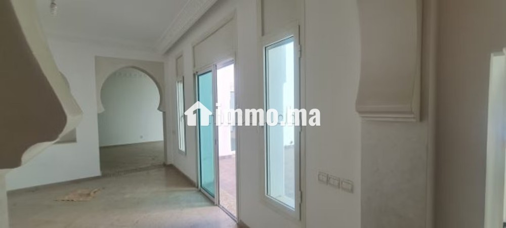 A LOUER Villa avec jardin privé sans vis a vis résidence avec piscine Vue mer - Location Immobilier - Tanger - photo 3