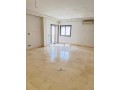 grand-appartement-de-220-m2-entoure-de-terrasses-small-2