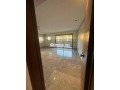 manifique-studio-au-dernier-etage-picine-et-gym-small-4