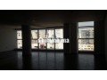 location-dun-plateau-de-bureau-de-120m2-small-0