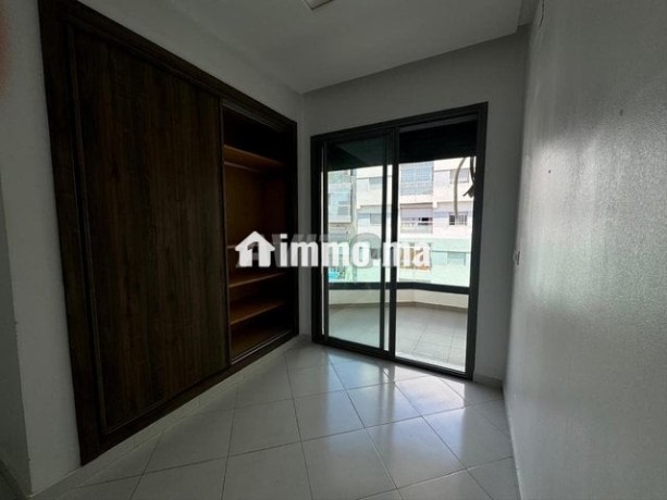 appartement-vide-a-louer-sahat-al-madina-tanger-big-6