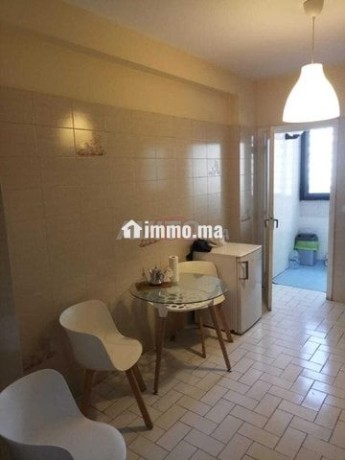 vente-bureau-5-pieces-de-173-m2-a-casablanca-big-1