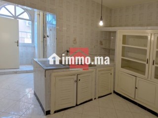 Bel Appartement avec Balcon a Louer - Appartement à louer