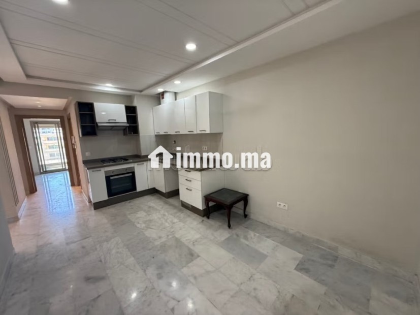 Louez cet appartement à El Manar El Hank. 2 grandes pièces. Bien meublé - Location Immobilier - Casablanca - photo 1
